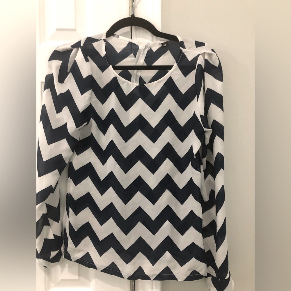 Chevon print blouse